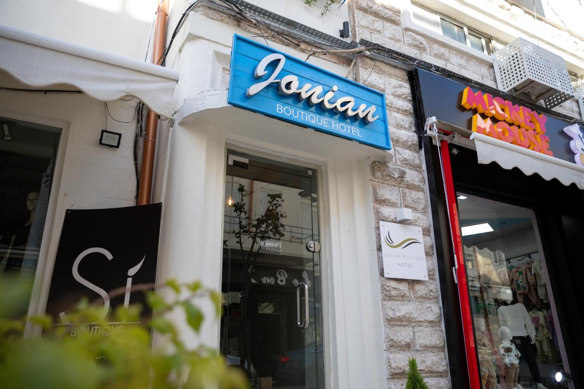 Jonian Boutique Hotel Sarandë Exterior foto
