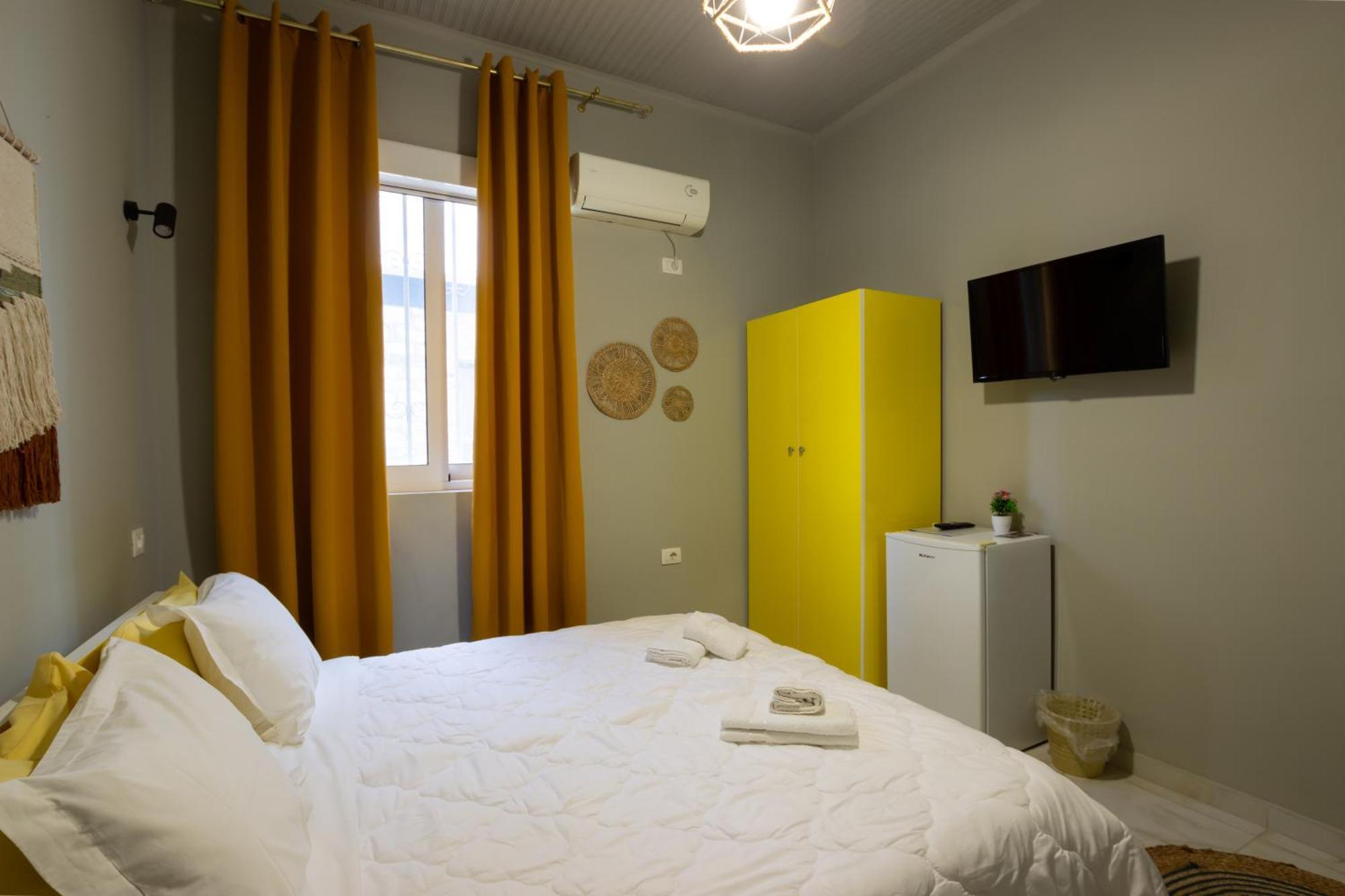 Jonian Boutique Hotel Sarandë Zimmer foto